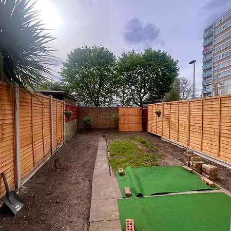 Luxury 3 Bedroom Flat With Garden Londra Exterior foto